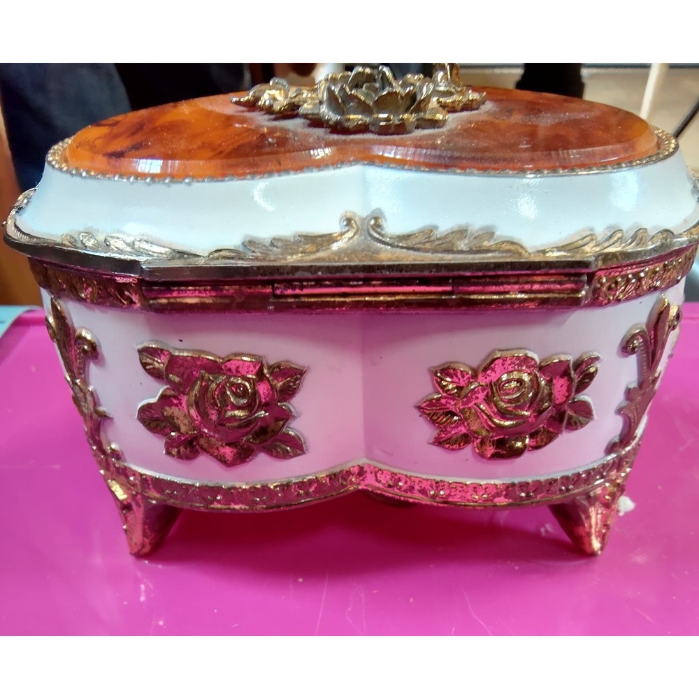 Heart Shaped Music Box White Enamel Gold Roses Tortoise Shell Lid